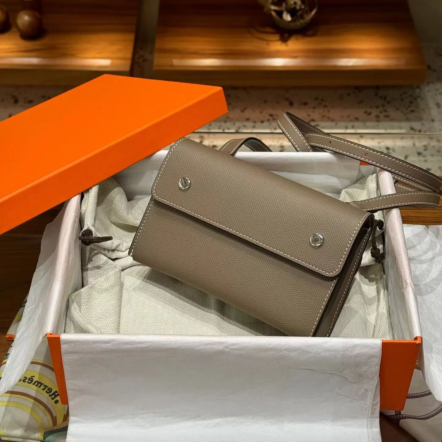 Women Bags Price - 2024 ขายร้อนแฟชั่นเลดี้กระเป๋าหนังแท้คุณภาพสูง EP Palmprint Cowhide Snap