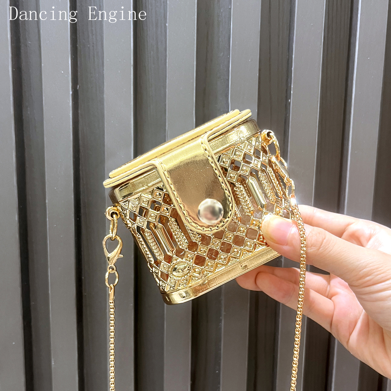 Clutch Bag Evening - กระเป๋าใบเล็ก กระเป๋าสะพายไหล่ดีไซน์เนอร์สีทอง กระเป๋าคลัทช์ กระเป๋าถือและกระเป๋าสะพาย รูปทรงโลหะแปลกตา กระเป๋าคลัทช์สำหรับงานปาร์ตี้และงานแต่งงาน