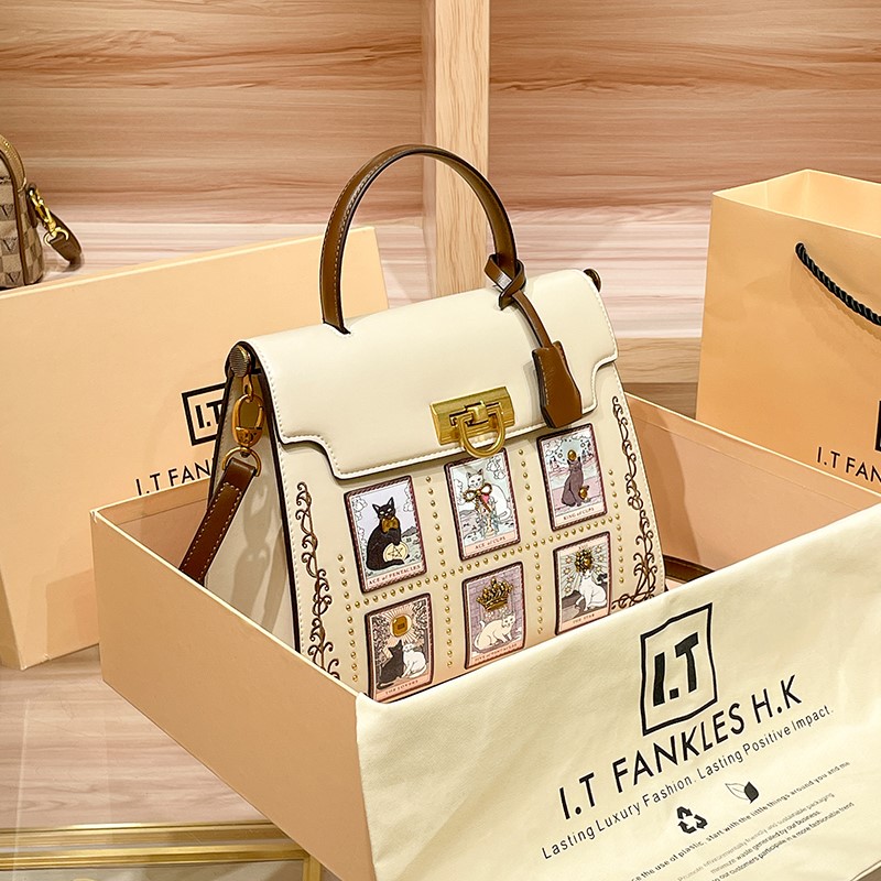 กระเป๋าถือสตรีกระเป๋าถือแบรนด์ - Women Bags Trend 2025 บทวิจารณ์และราคา