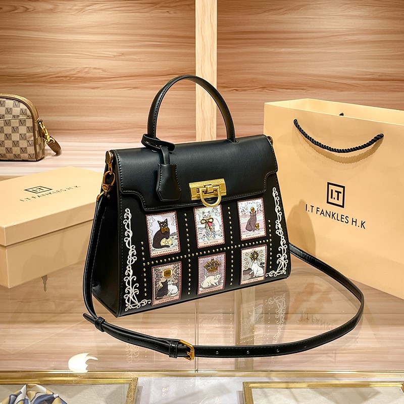 กระเป๋าถือสตรีกระเป๋าถือแบรนด์ - Women Bags Trend 2025 บทวิจารณ์และราคา
