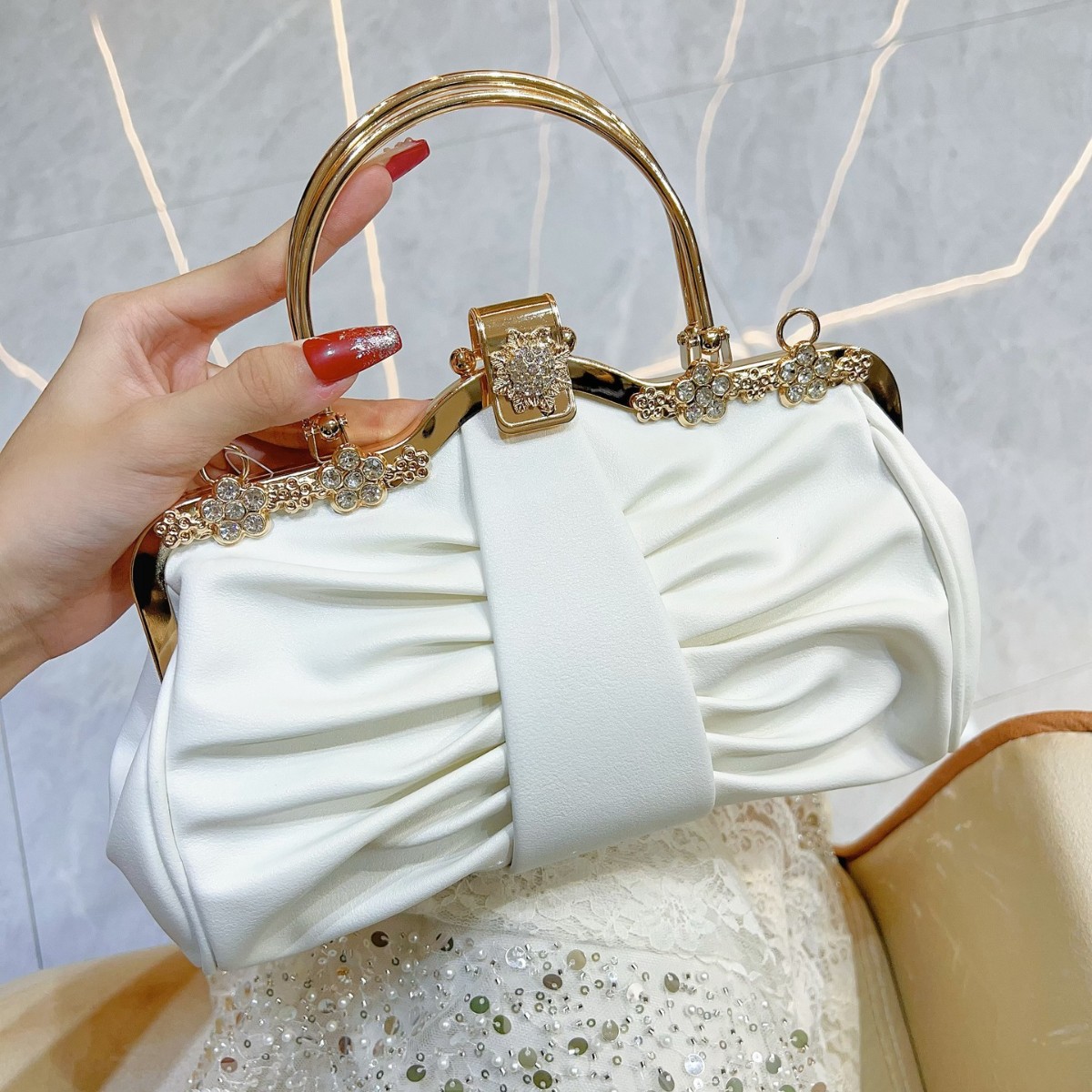กระเป๋าคลัทช์ออกงานกลางคืนผู้ห - Women Bags Trend 2025 บทวิจารณ์และราคา
