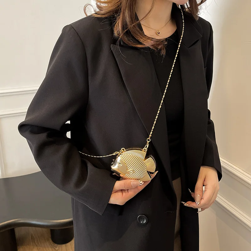 ปลาน้อยน่ารักรูปร่างโลหะมินิไห - Clutch Bag Evening บทวิจารณ์และราคา