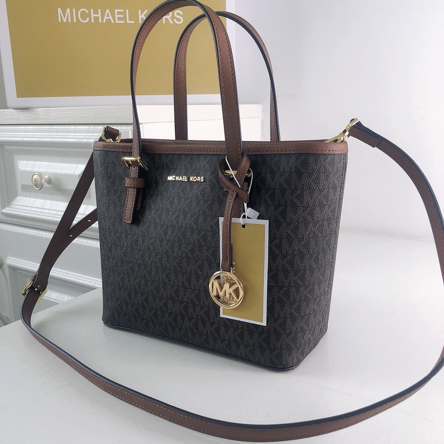 2026 ไมเคิล คอร์แฟชั่นผู้หญิงก - Women Bags Ru บทวิจารณ์และราคา